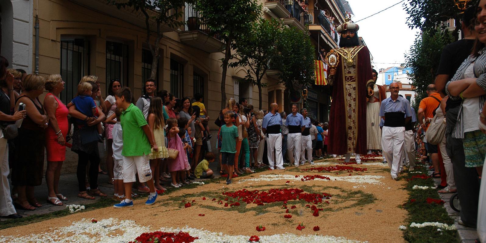 Corpus de Sitges, les flors omplen la vila Corpus de Sitges, les flors omplen la vila