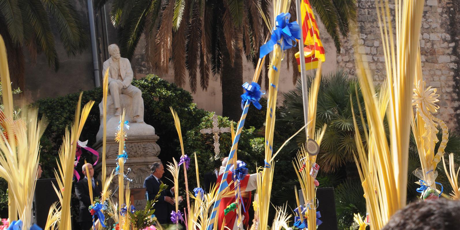 Festivitats litúrgiques: Setmana Santa, La Trinitat, El Vinyet i Sant Sebastià Festivitats litúrgiques: Setmana Santa, La Trinitat, El Vinyet i Sant Sebastià