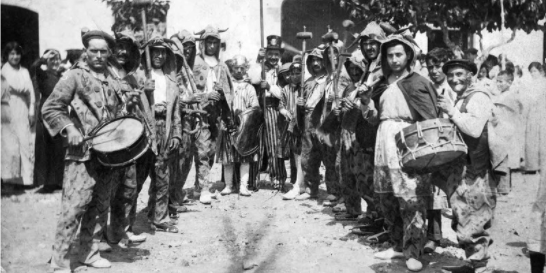 Sàtira i Història local: 40 +1 anys de versos impresos dels Diables i del Drac de Sitges