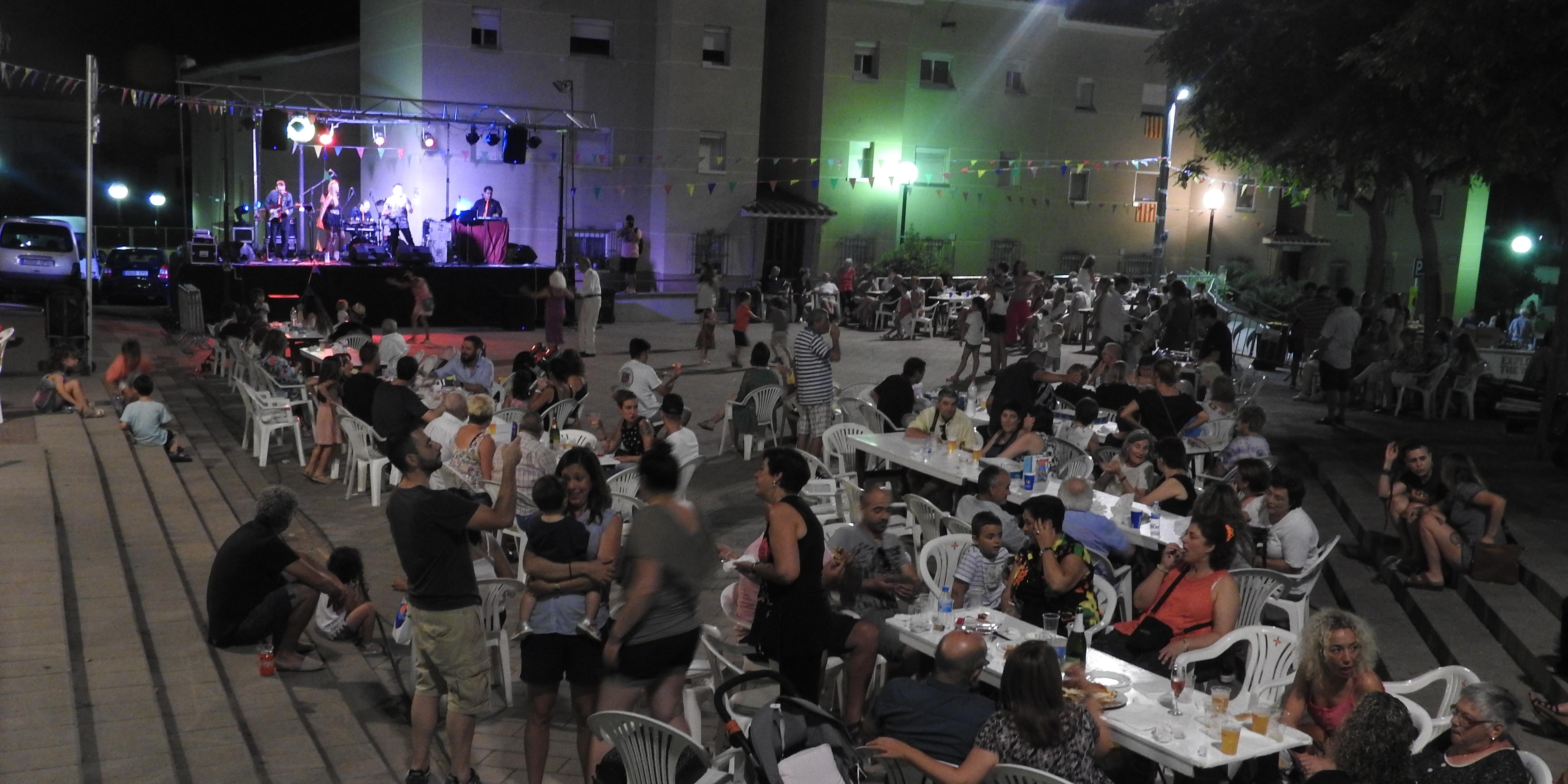 Les Cases Noves celebren les festes del barri per Sant Pere