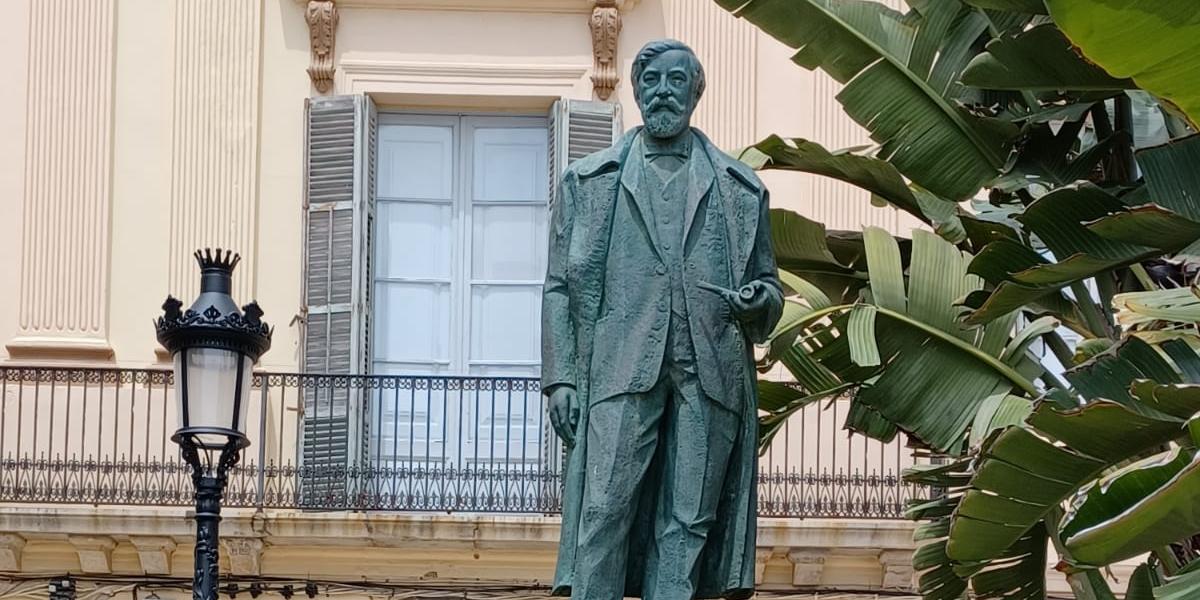 La regidoria d'Infància organitza el 6 de juny una passejada en família per descobrir la riquesa escultòrica i arquitectònica de Sitges La regidoria d'Infància organitza el 6 de juny una passejada en família per descobrir la riquesa escultòrica i arquitectònica de Sitges