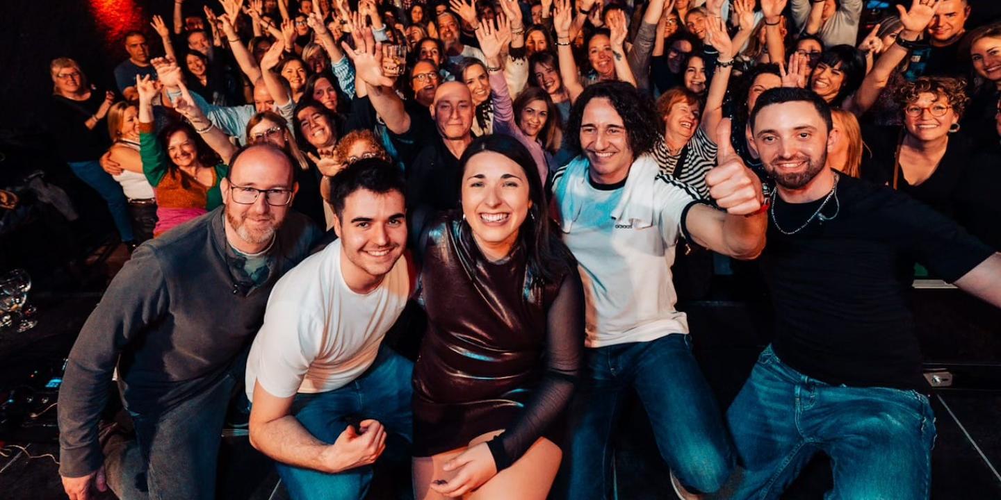 “Sons de Rosas” i “Nocturnal” · Tribut a La Oreja de Van Gogh i Amaral | Concerts de Mitjanit “Sons de Rosas” i “Nocturnal” · Tribut a La Oreja de Van Gogh i Amaral | Concerts de Mitjanit