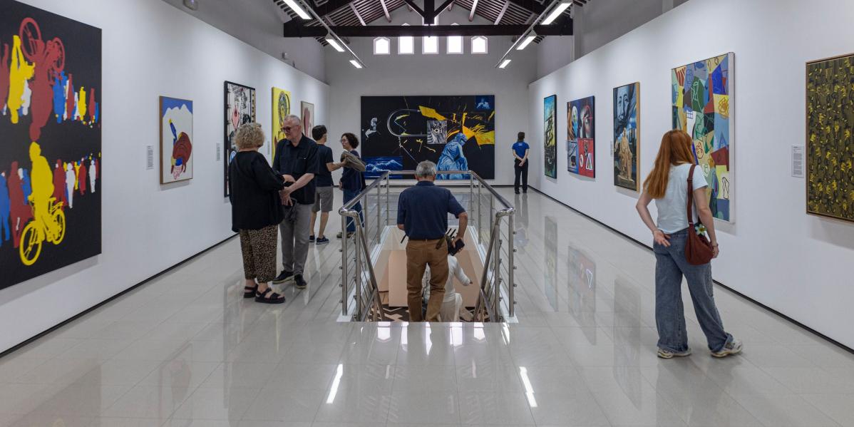 Visites guiades a la Fundació Stämpfli - Art Contemporani · Sitgestiu 2025 Visites guiades a la Fundació Stämpfli - Art Contemporani · Sitgestiu 2025