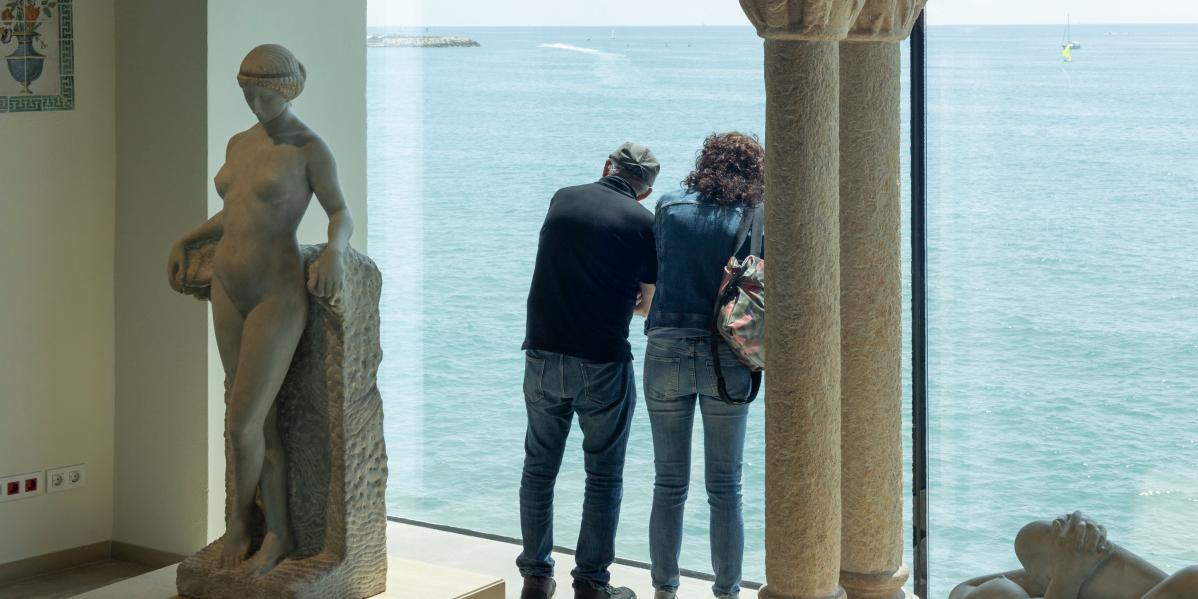 Visita guiada 'Tres museus i una història' · Sitgestiu 2025 Visita guiada 'Tres museus i una història' · Sitgestiu 2025