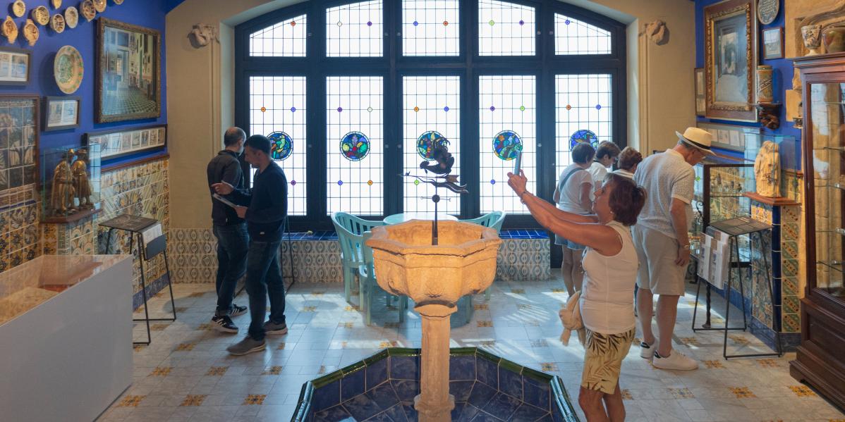 Visites guiades al Museu del Cau Ferrat i al Museu de Maricel · Sitgestiu 2025 Visites guiades al Museu del Cau Ferrat i al Museu de Maricel · Sitgestiu 2025