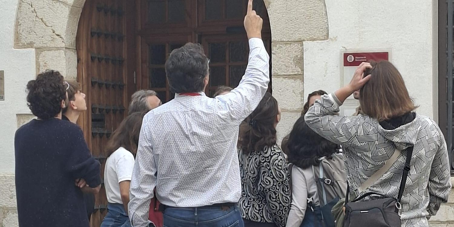 Sitges es consolida dins el Festival d'arquitectura Openhouse amb 3.000 visites a les 14 propostes de rutes per la vila  Sitges es consolida dins el Festival d'arquitectura Openhouse amb 3.000 visites a les 14 propostes de rutes per la vila
